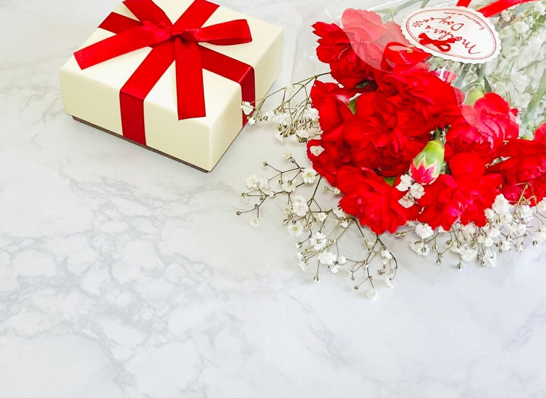 母の日になぜカーネーションを贈るの？色ごとの意味や本当に喜ばれるギフトとは！
